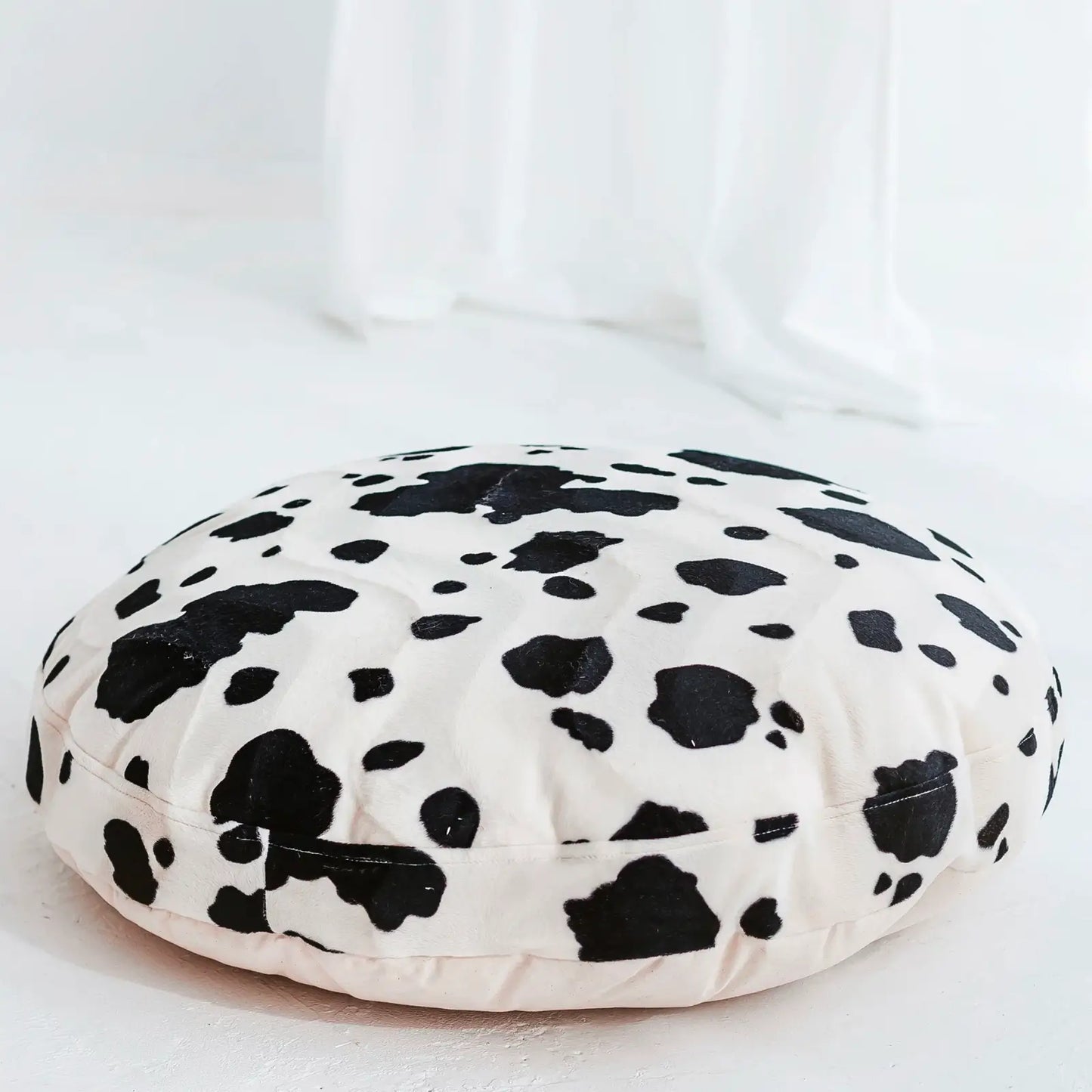 Coussin pour Chien Faux Cuir Vache Minicamp - CHOUKETT Paris (1)