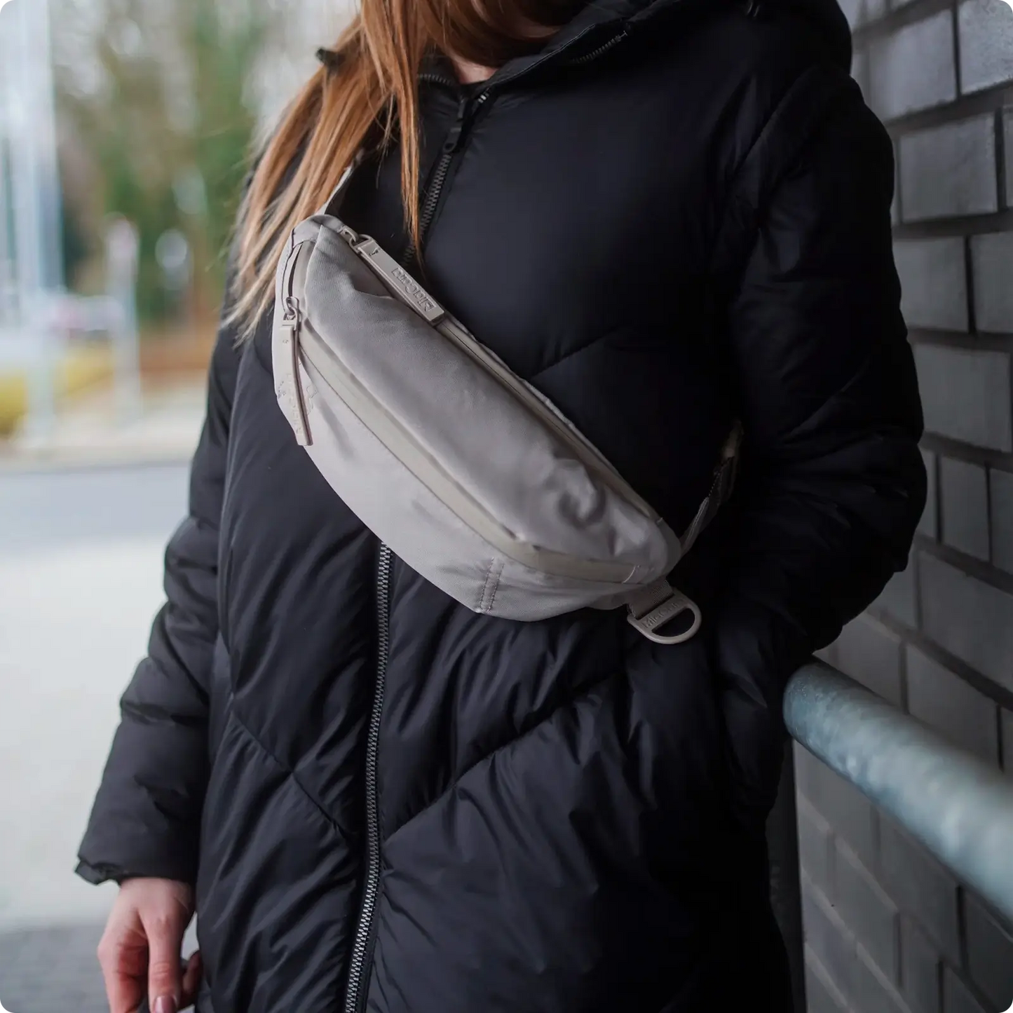 Sac Ceinture Cinta Greige MiaCara - CHOUKETT Paris (6)