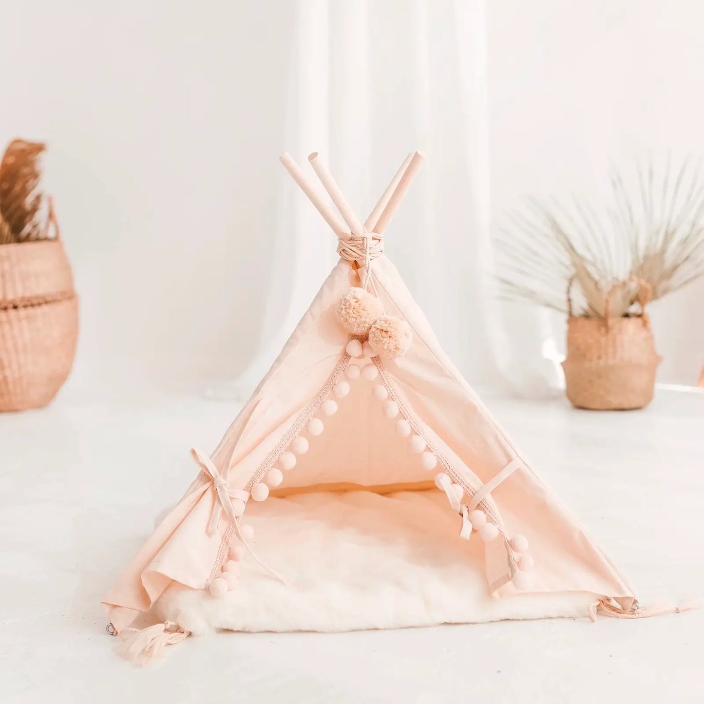 Tipi pour chien Coton Écru Fausse-Fourrure Minicamp - CHOUKETT Paris (1)