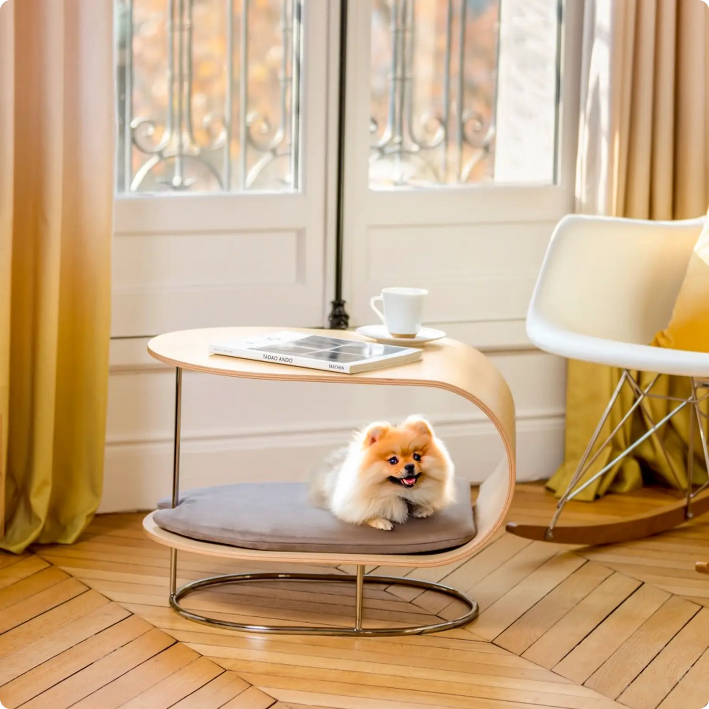 Table d'appoint et lit pour chien Lunar Café / turquoise Bogarel - CHOUKETT Paris (2)